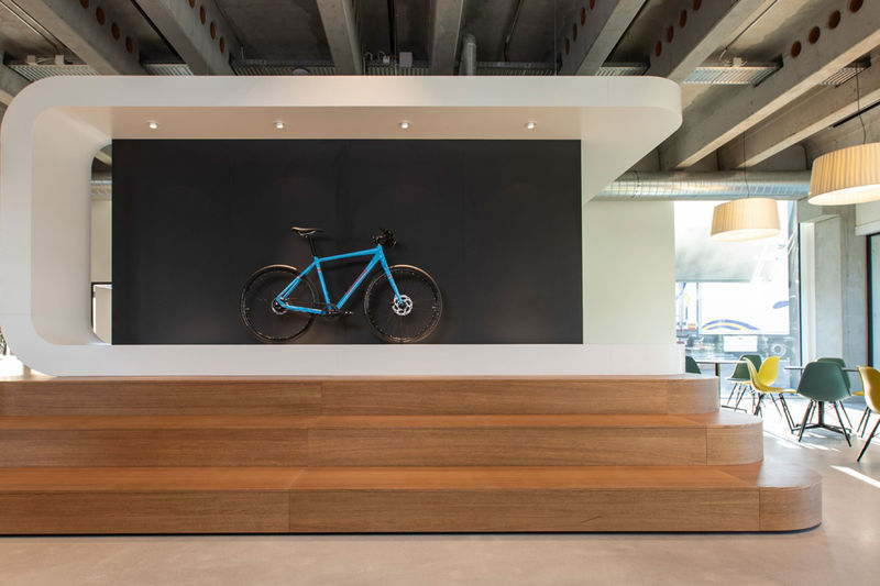 Im Showroom gibt es auch ein Velokaffee.